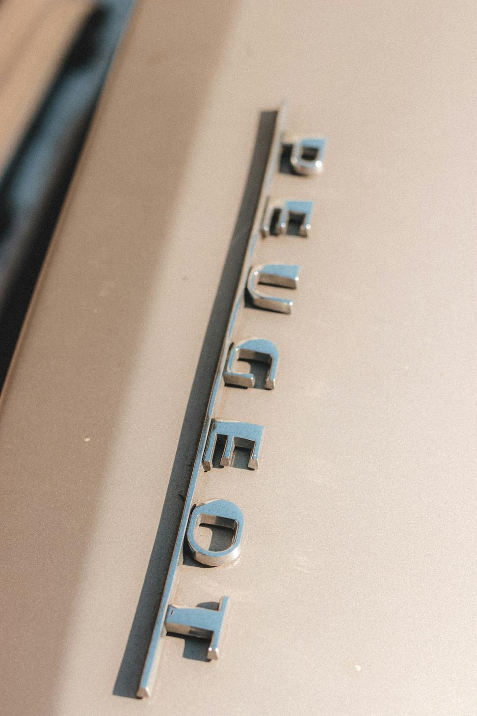 Jaguar E-Type electrical restoration